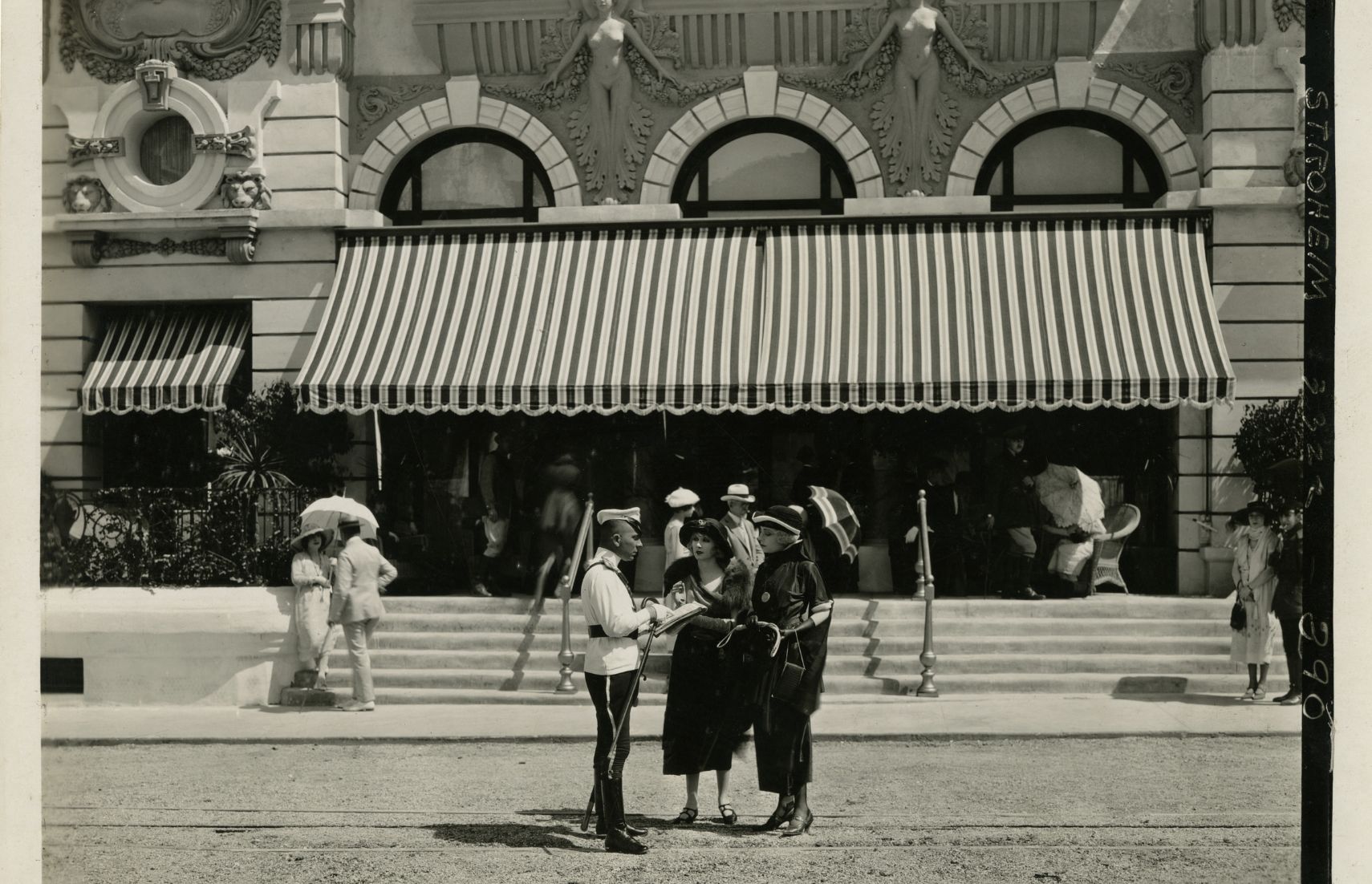 Tournage en extérieur de Folies de femmes
