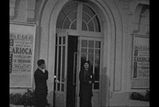Allons au théâtre